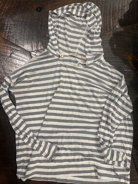 Abbot Main Gray & White Striped Hooded Long Sleeve Top
